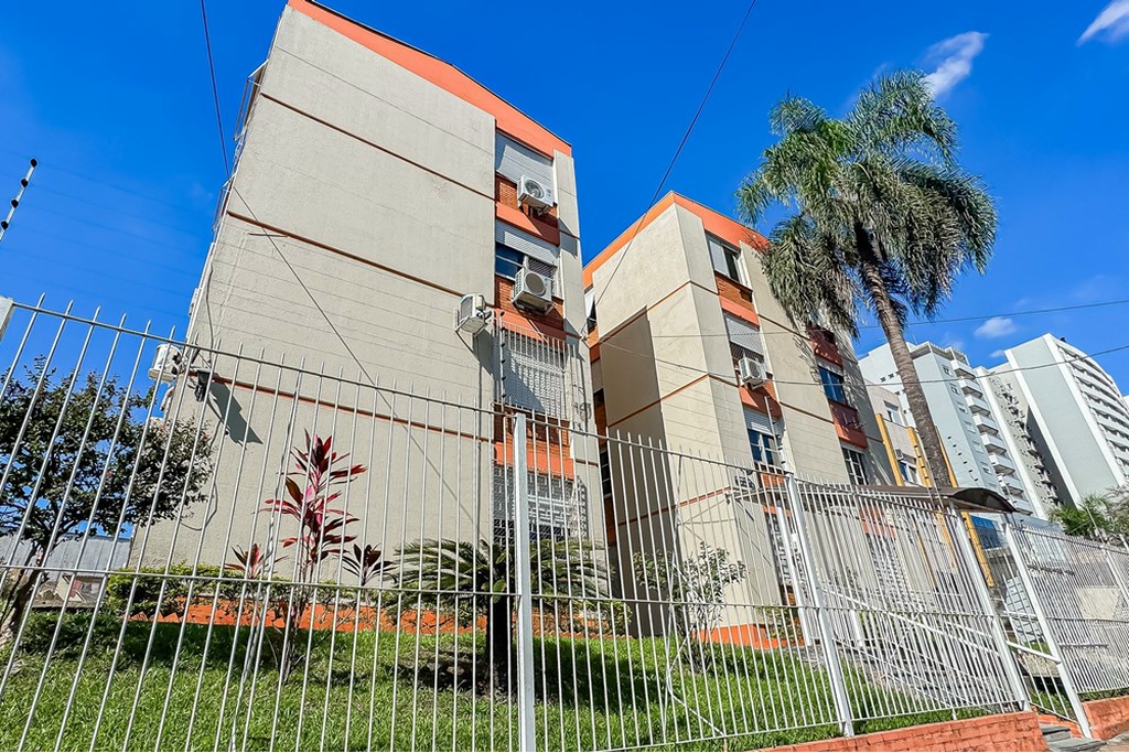 Apartamento 2 dormitórios no bairro Passo da Areia