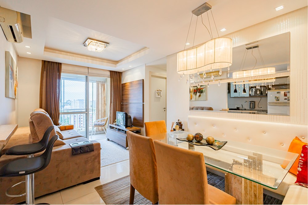 Apartamento 2 dormitórios no bairro Vila Ipiranga