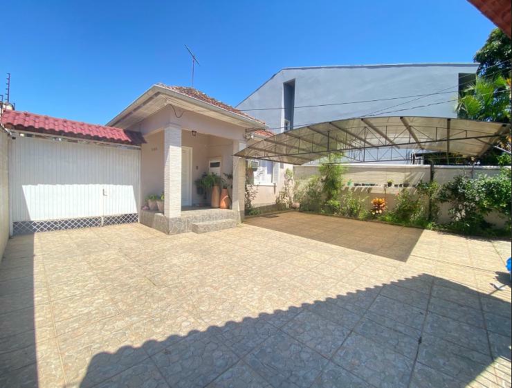 Casa 5 dormitórios no bairro Camaquã