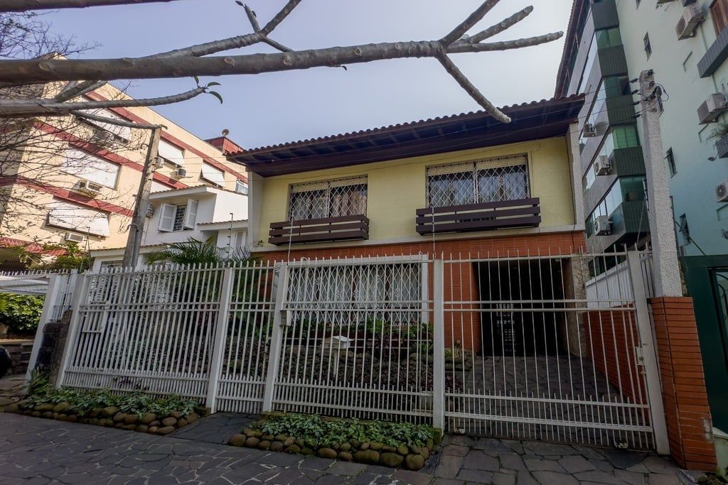 Casa 3 dormitórios no bairro Bela Vista