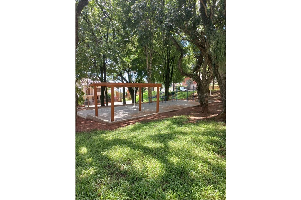 Casa de Condomínio 5 dormitórios no bairro Santa Tereza