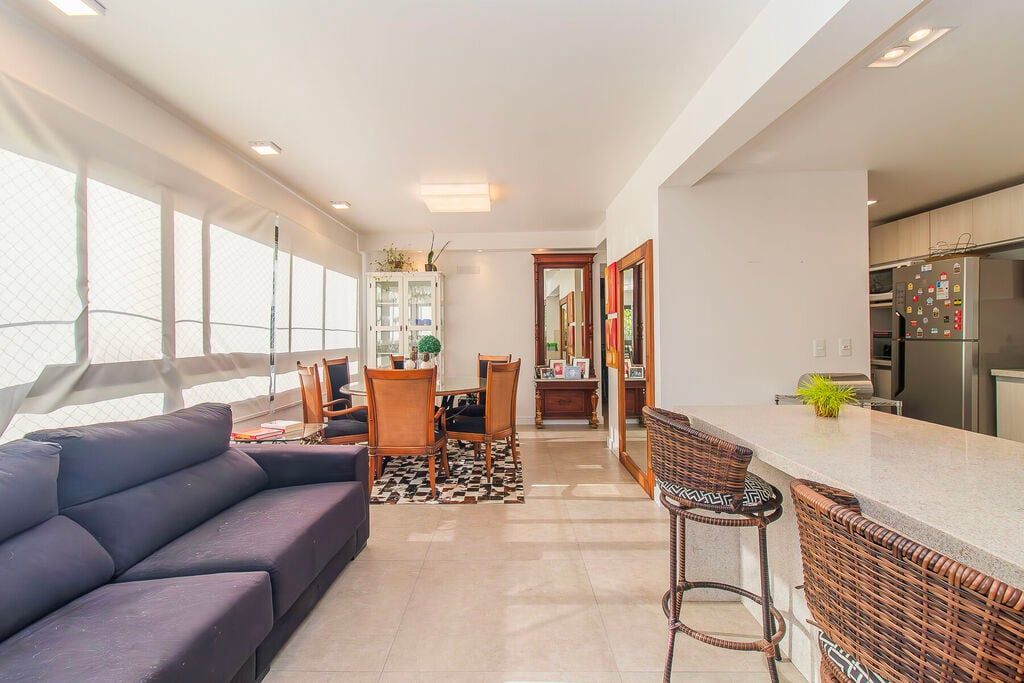 Apartamento 3 dormitórios no bairro Menino Deus