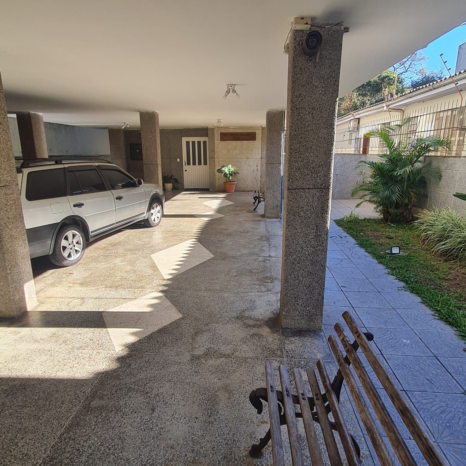 ENTRADA CONDOMÍNIO