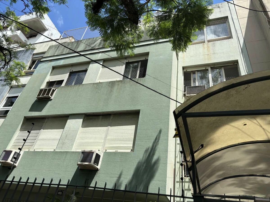 Apartamento 2 dormitórios no bairro Bom Fim