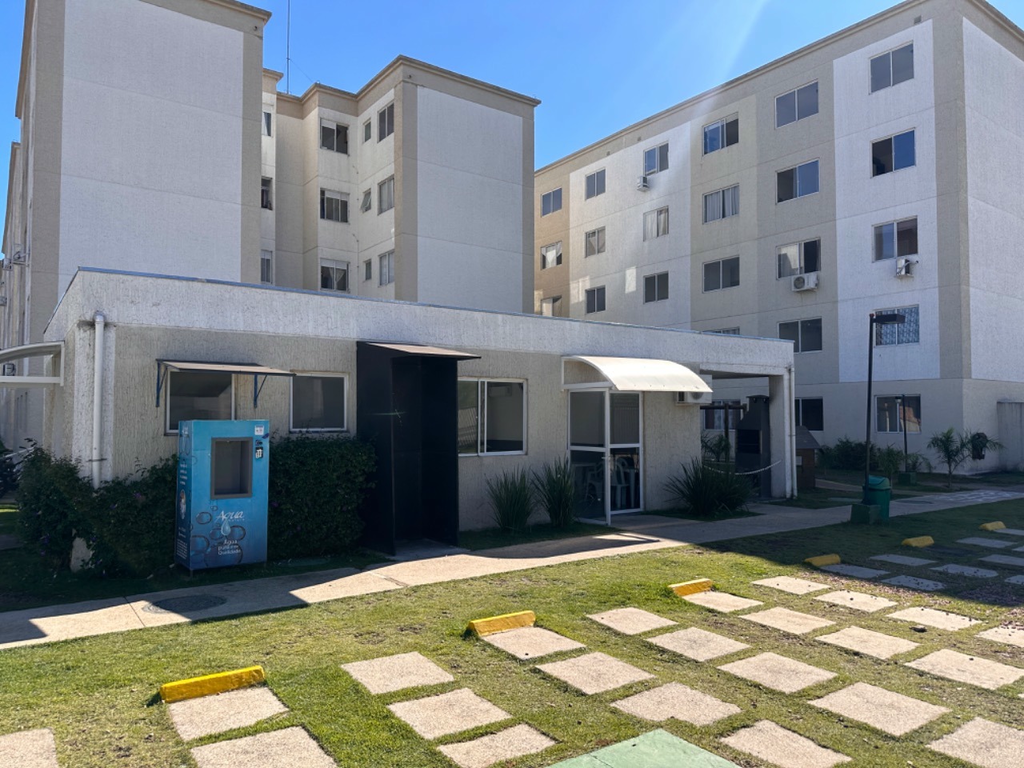 Apartamento 2 dormitórios no bairro Restinga