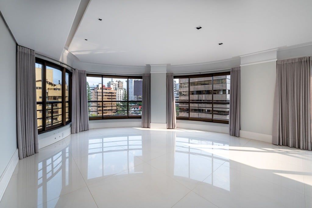 Apartamento 4 dormitórios no bairro Bela Vista