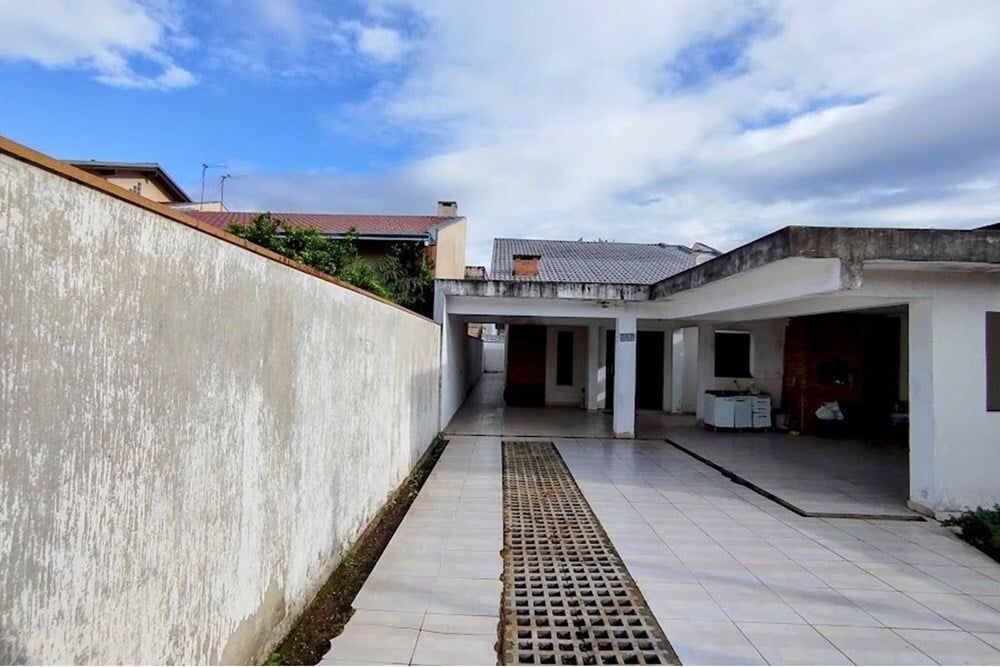 Casa 3 dormitórios no bairro São José