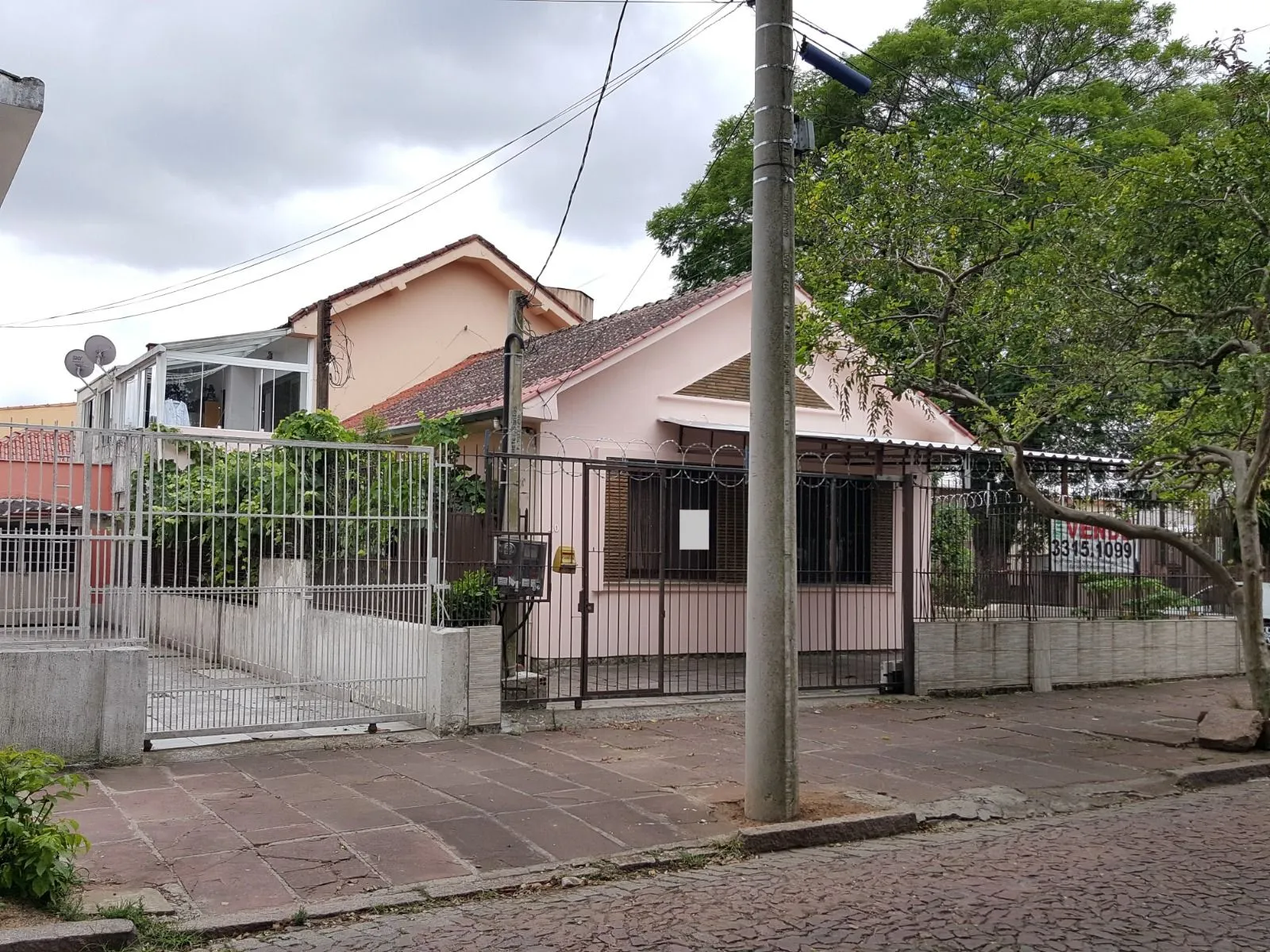 CASA PRÓXIMO PUC/RS E TERCEIRA PERIMETRAL