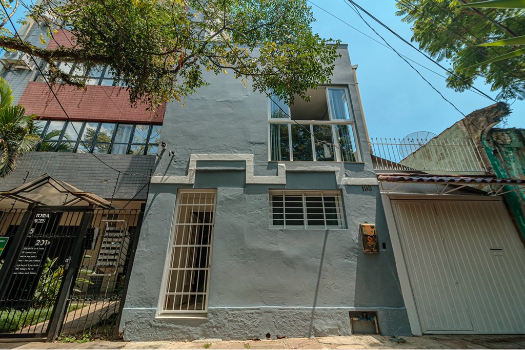 Casa 3 dormitórios no bairro Menino Deus