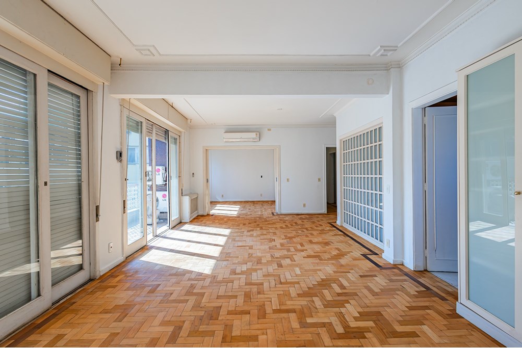 Apartamento 2 dormitórios no bairro Moinhos de Vento