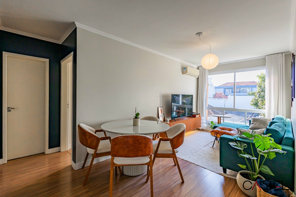 Apartamento 2 dormitórios no bairro Menino Deus