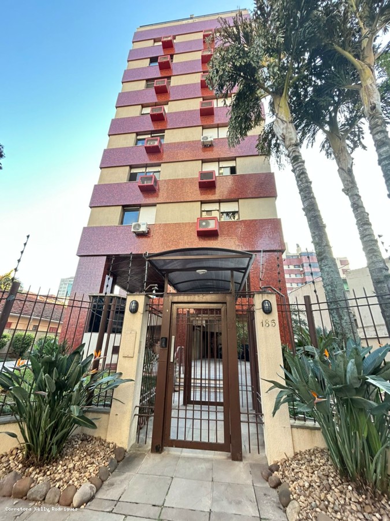 Apartamento 3 dormitórios no bairro Menino Deus
