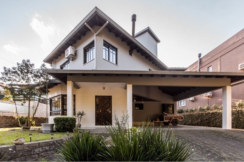 Casa de Condomínio 4 dormitórios no bairro Elsa