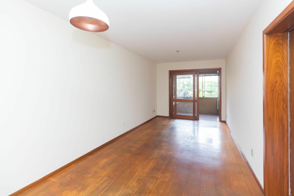 Apartamento 2 dormitórios no bairro Bom Fim