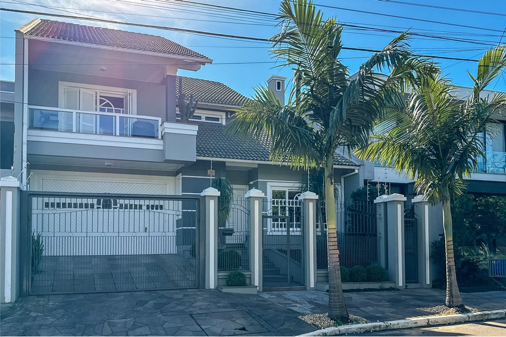 Casa 3 dormitórios no bairro Marechal Rondon
