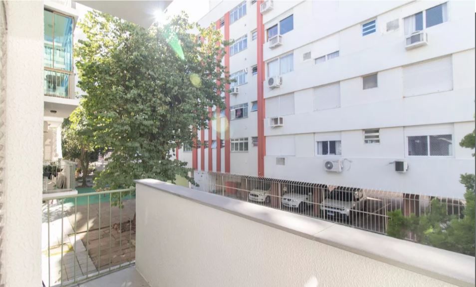 Apartamento à venda com 70m², 2 quartos no bairro Menino Deus em Porto Alegre