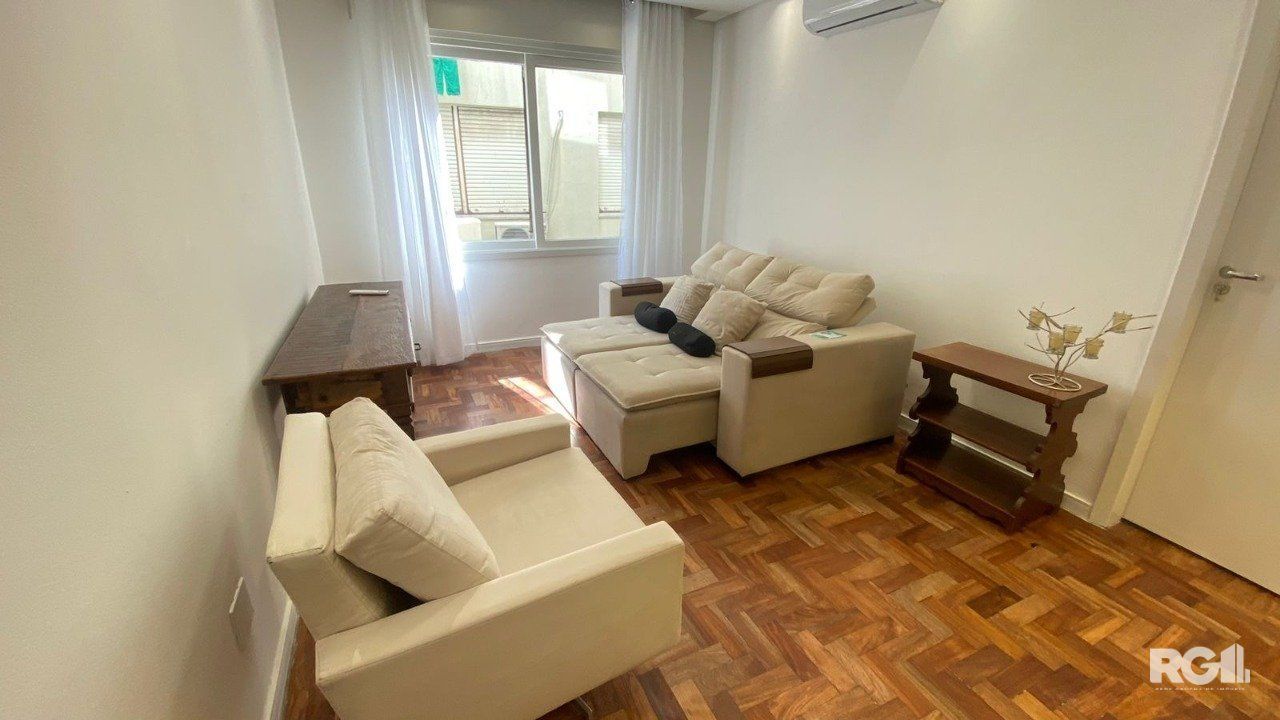 Apartamento, desocupado e pronto para receber você no coração da Cidade Baixa em Porto Alegre