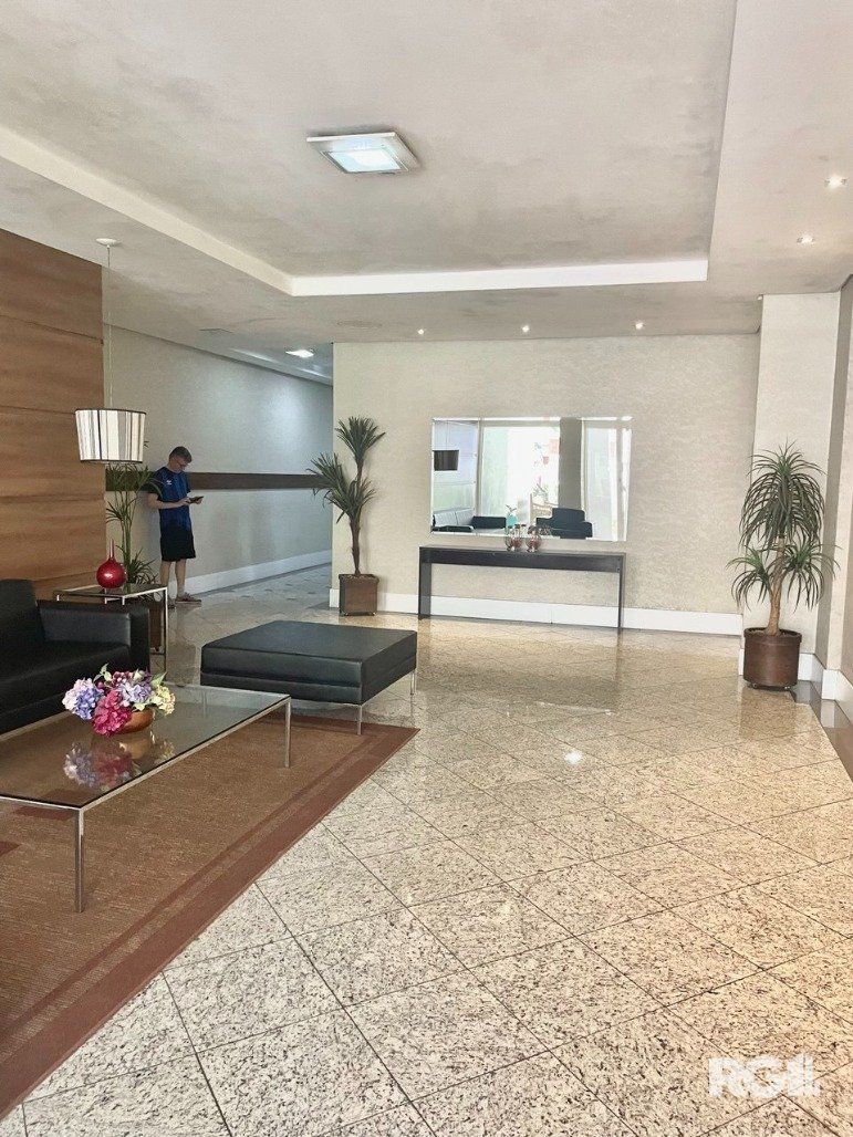 Apartamento à venda com 2 quartos, 77m² - Foto 17