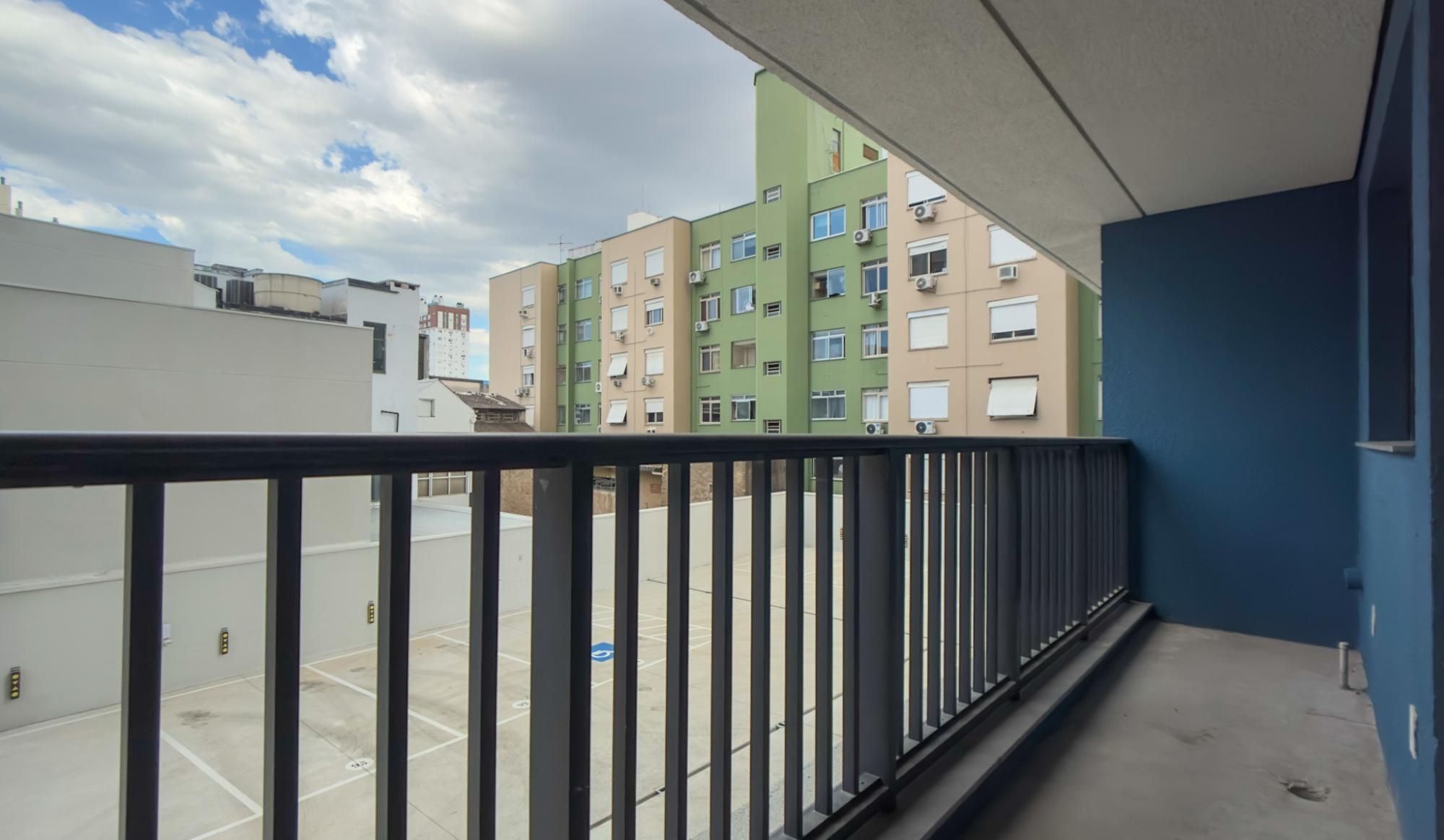 Apartamento no coração da Cidade Baixa em Porto Alegre de 3 Dormitórios