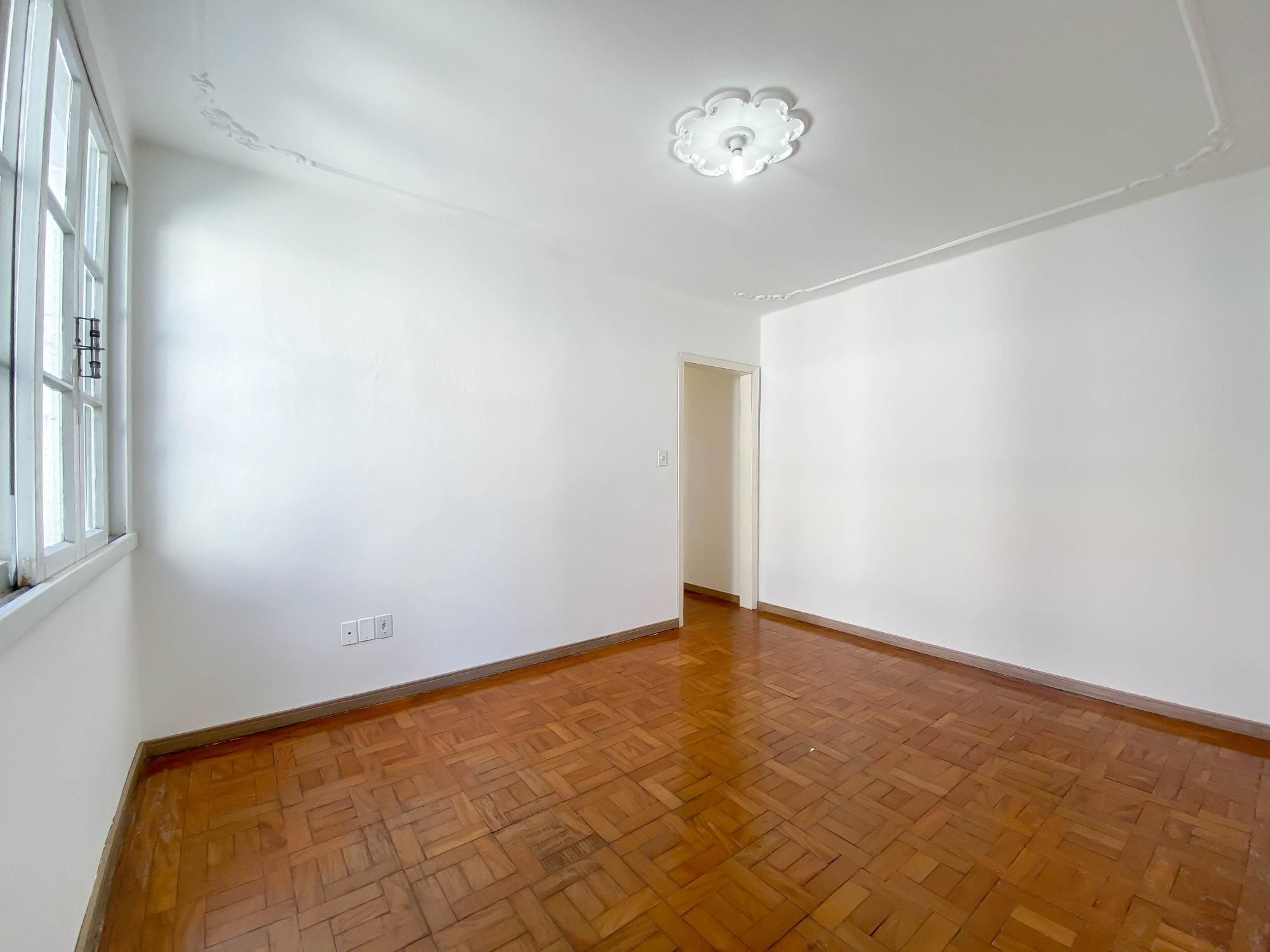 Apartamento à venda com 2 quartos, 56m² - Foto 2