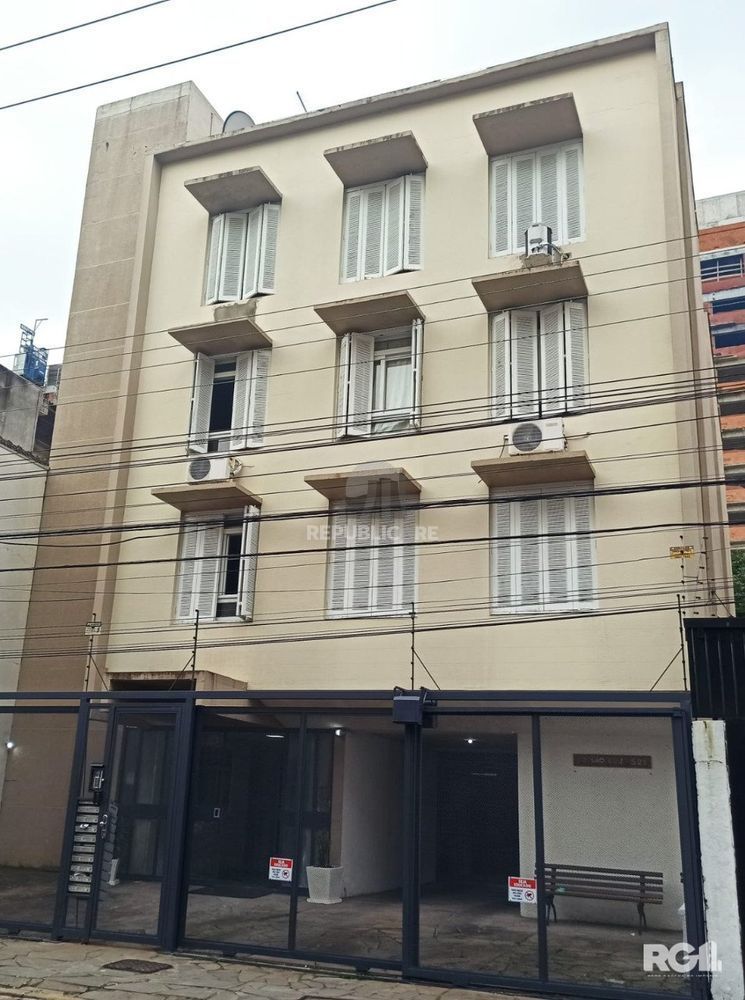 APARTAMENTO COM UMA VAGA DE GARAGEM - NA LUIZ AFONSO
