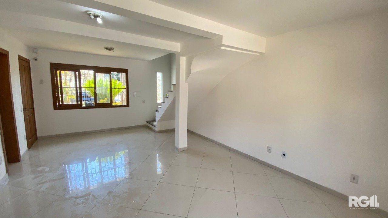Casa à venda com 3 quartos, 160m² - Foto 3
