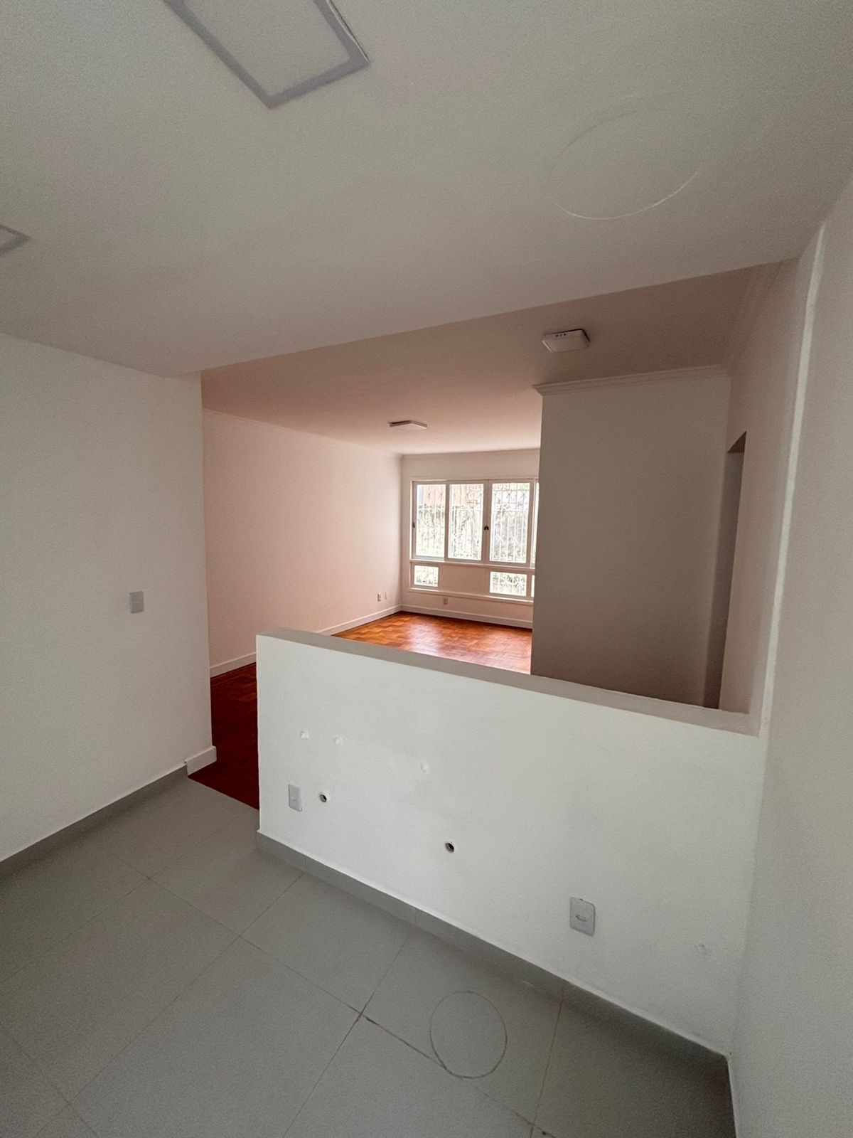 Apartamento à venda com 2 quartos, 75m² - Foto 10