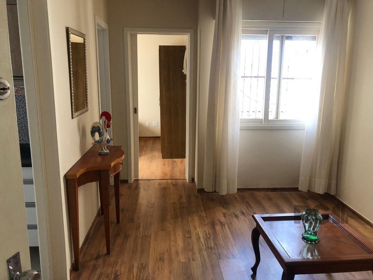 Apartamento 1 dormitórios à venda Santana Porto Alegre/RS