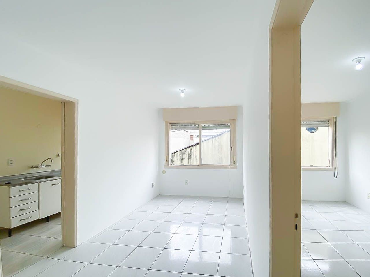 Apartamento 1 suíte com vaga no Menino Deus – Próximo à Av. Getúlio Vargas