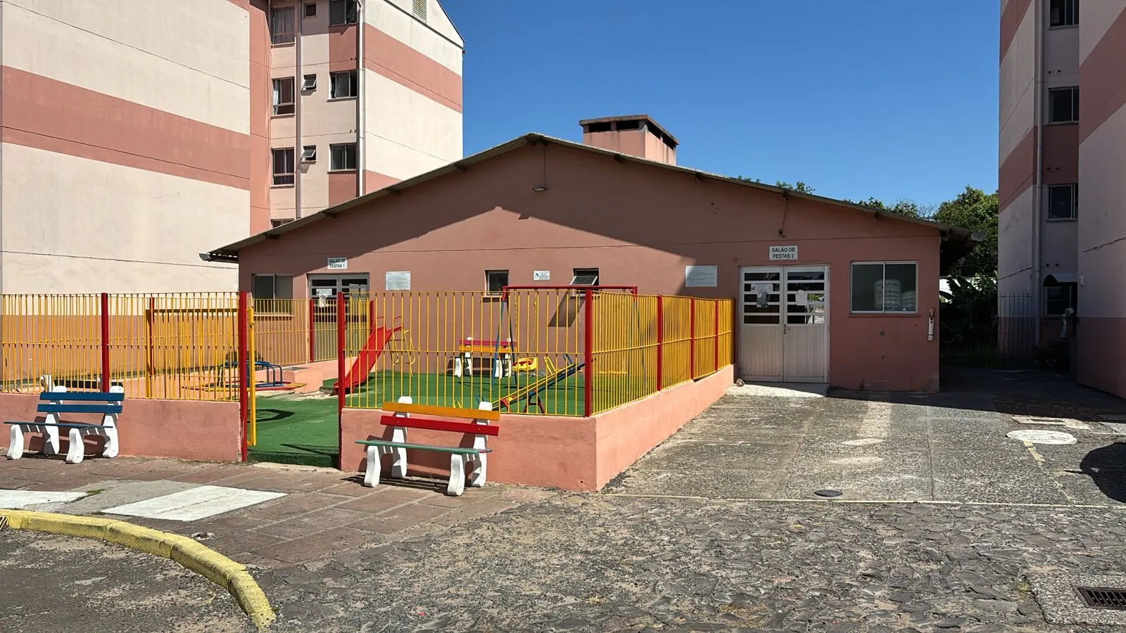 APARTAMENTO 2 DORMITORIOS BAIRRO RUBEM BERTA