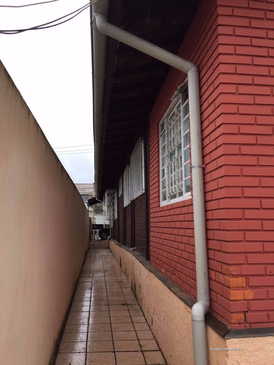 Casa à venda com 3 quartos, 86m² - Foto 2