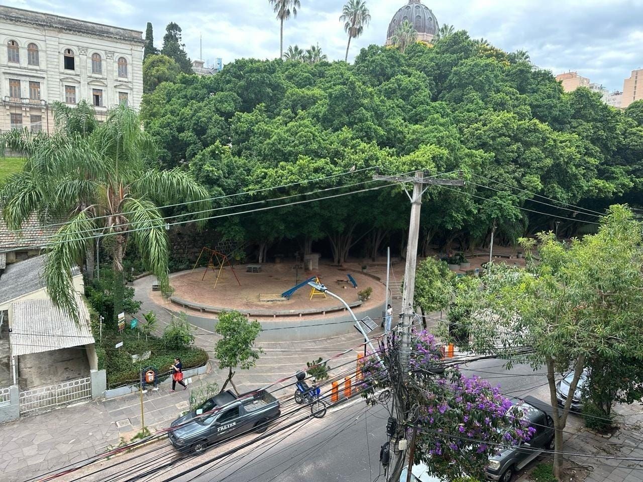 Apartamento à venda com 69m², 2 quartos no bairro Centro Histórico em Porto Alegre