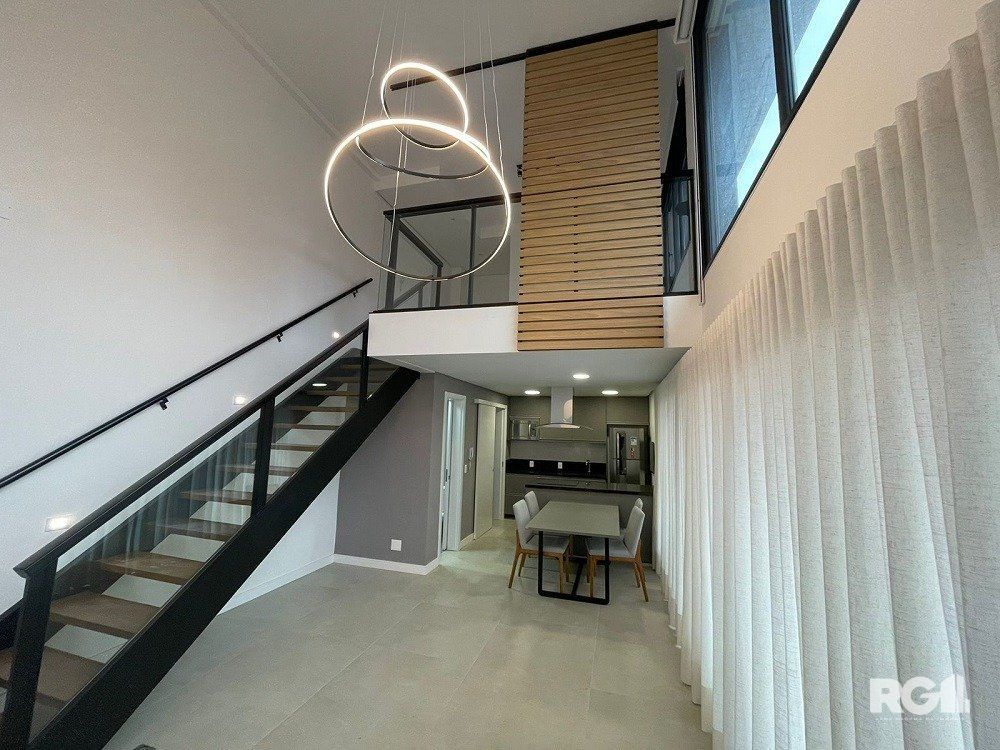 Apartamento à venda com 76m², 1 quarto, 1 suíte, 3 vagas no bairro Rio Branco em Porto Alegre