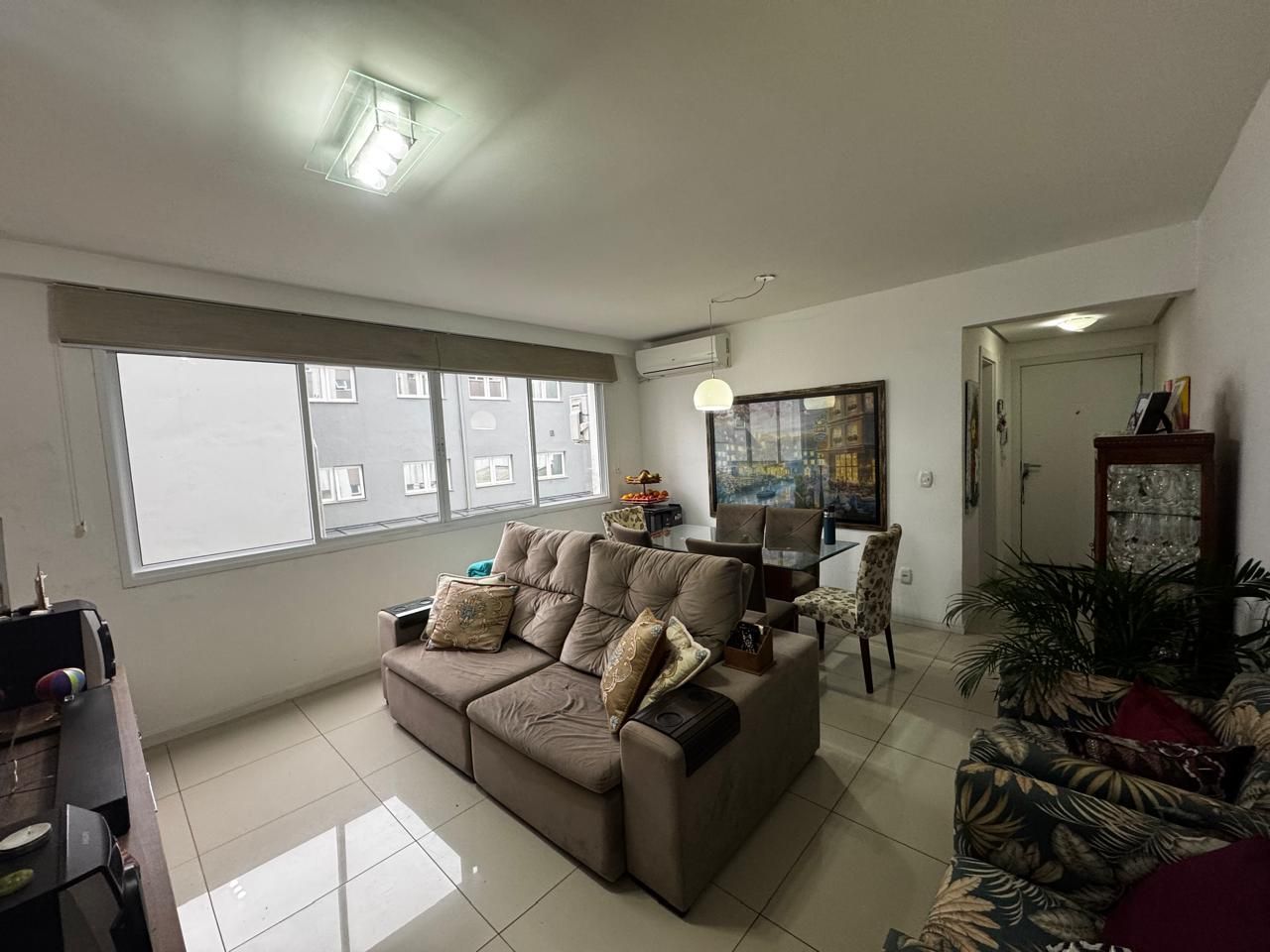 Apartamento à venda com 2 quartos, 75m² - Foto 6
