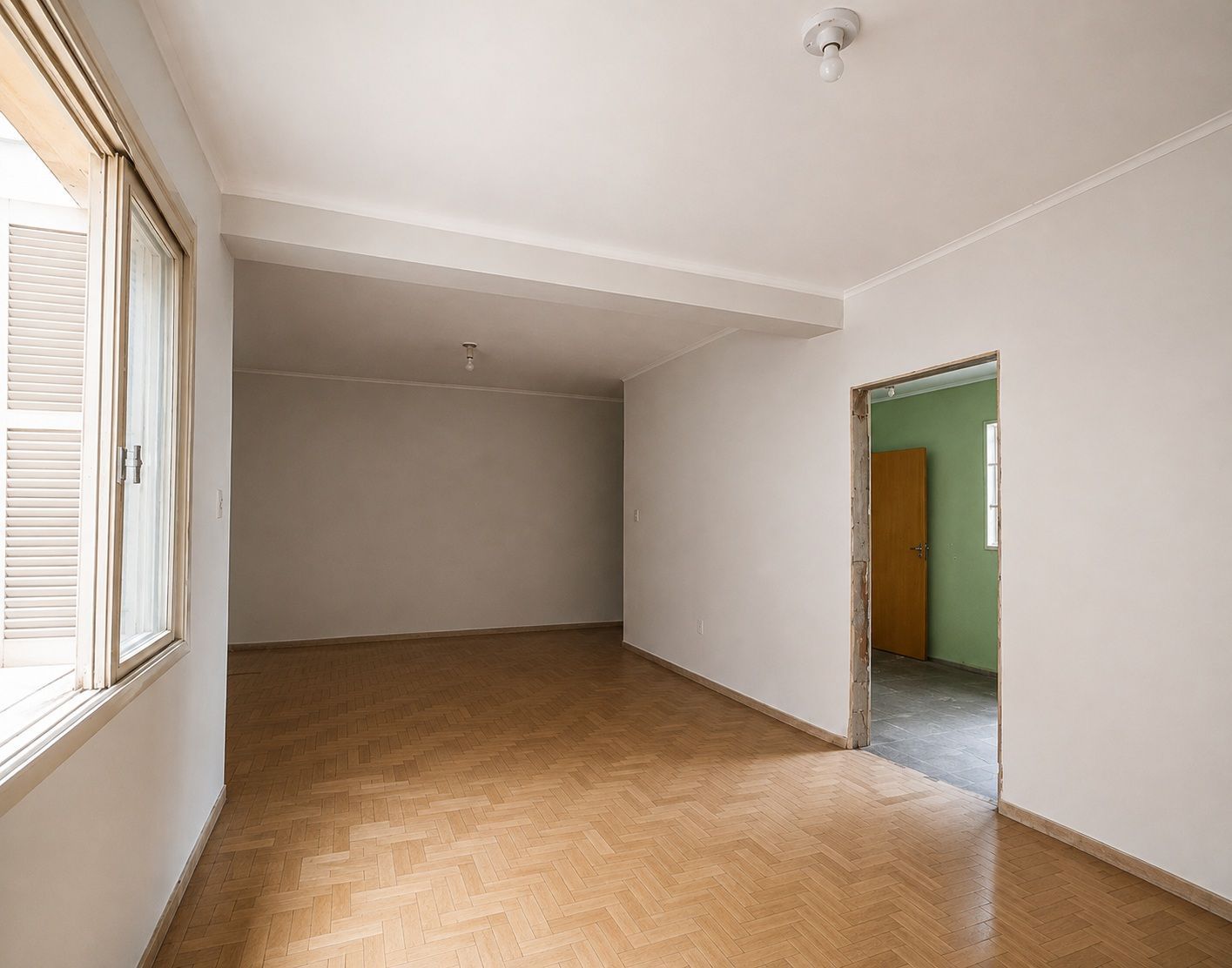 LIVING-AMPLO-COM-PARQUET