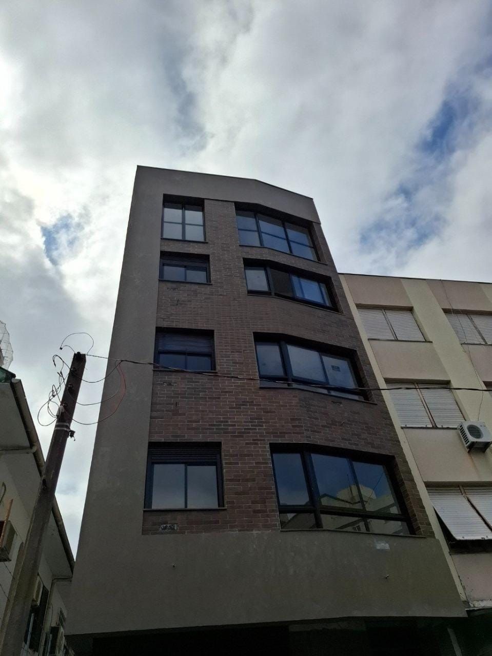 Garden 1 Dormitório com Terraço e Pátio na Lima e Silva – Cidade Baixa