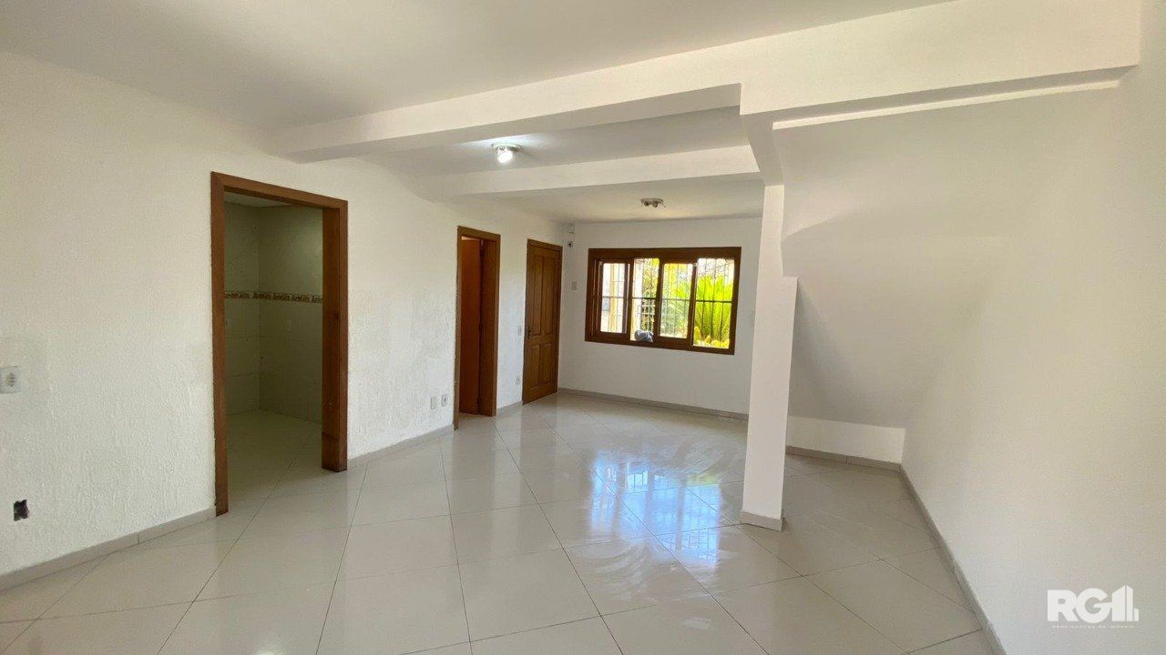 Casa à venda com 3 quartos, 160m² - Foto 4
