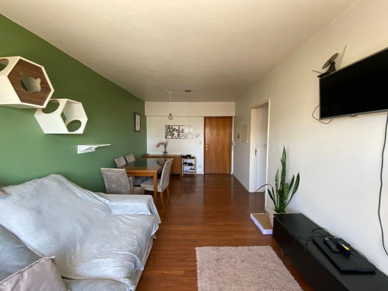 Apartamento com 68m², 2 dormitórios no bairro Centro Histórico em Porto Alegre para Comprar