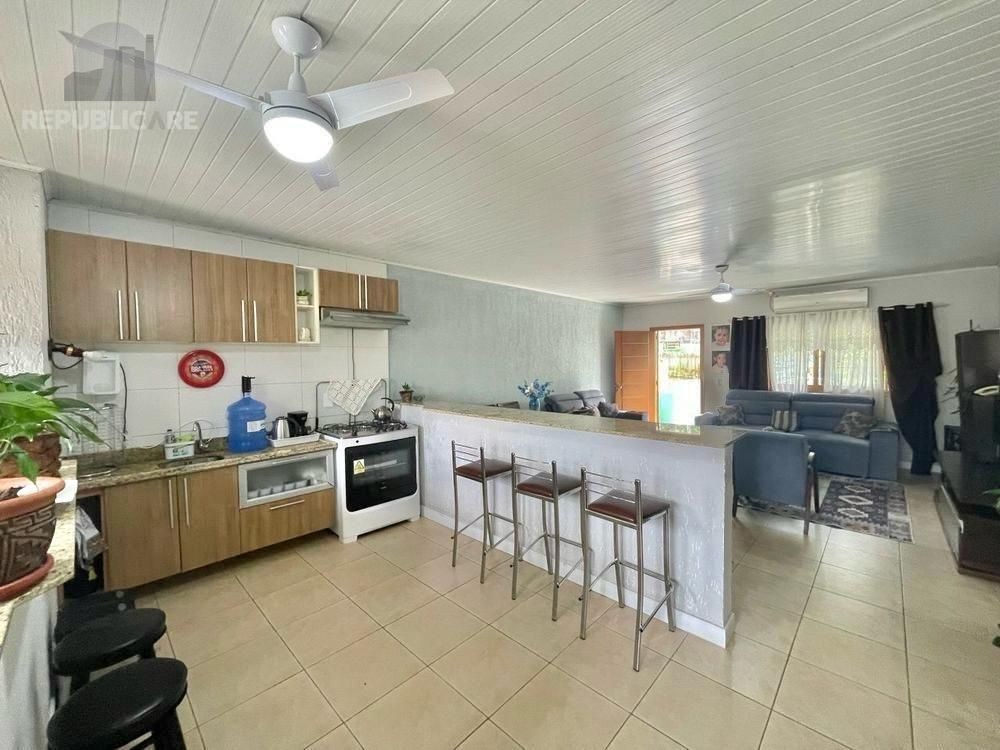 Casa, 2 quartos, 139 m² - Foto 1