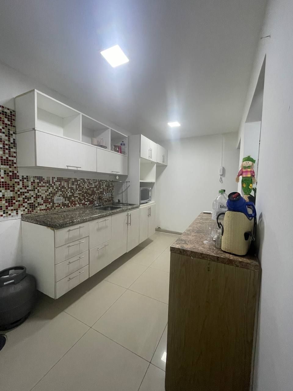 Apartamento para Alugar em Cidade Baixa com 54m² e 2 dormitórios/quartos disponíveis