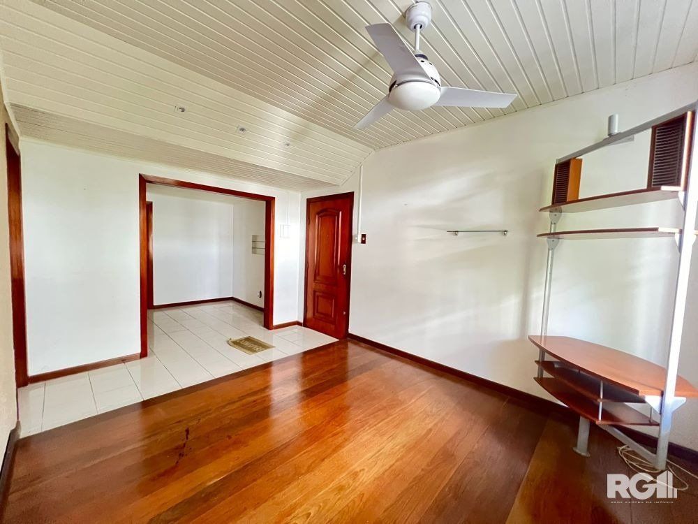 Apartamento à venda com 76m², 2 quartos, 2 suítes no bairro Menino Deus em Porto Alegre