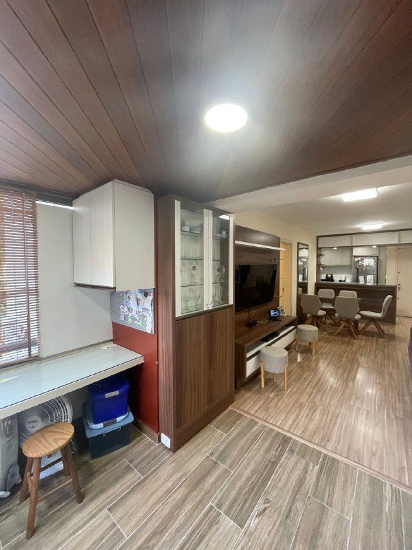 Apartamento à venda com 3 quartos, 84m² - Foto 1
