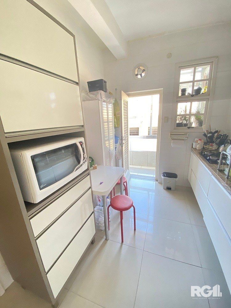 Apartamento à venda com 2 quartos, 111m² - Foto 9