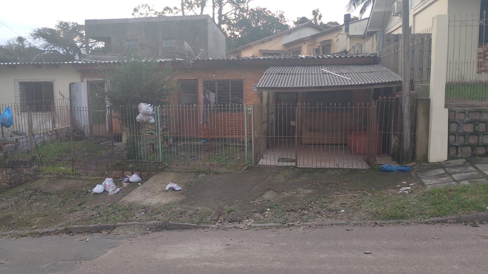 Casa 1 dormitório no bairro Campo Novo