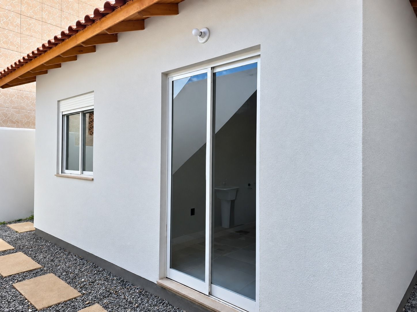 AREA-EXTERNA-FUNDOS