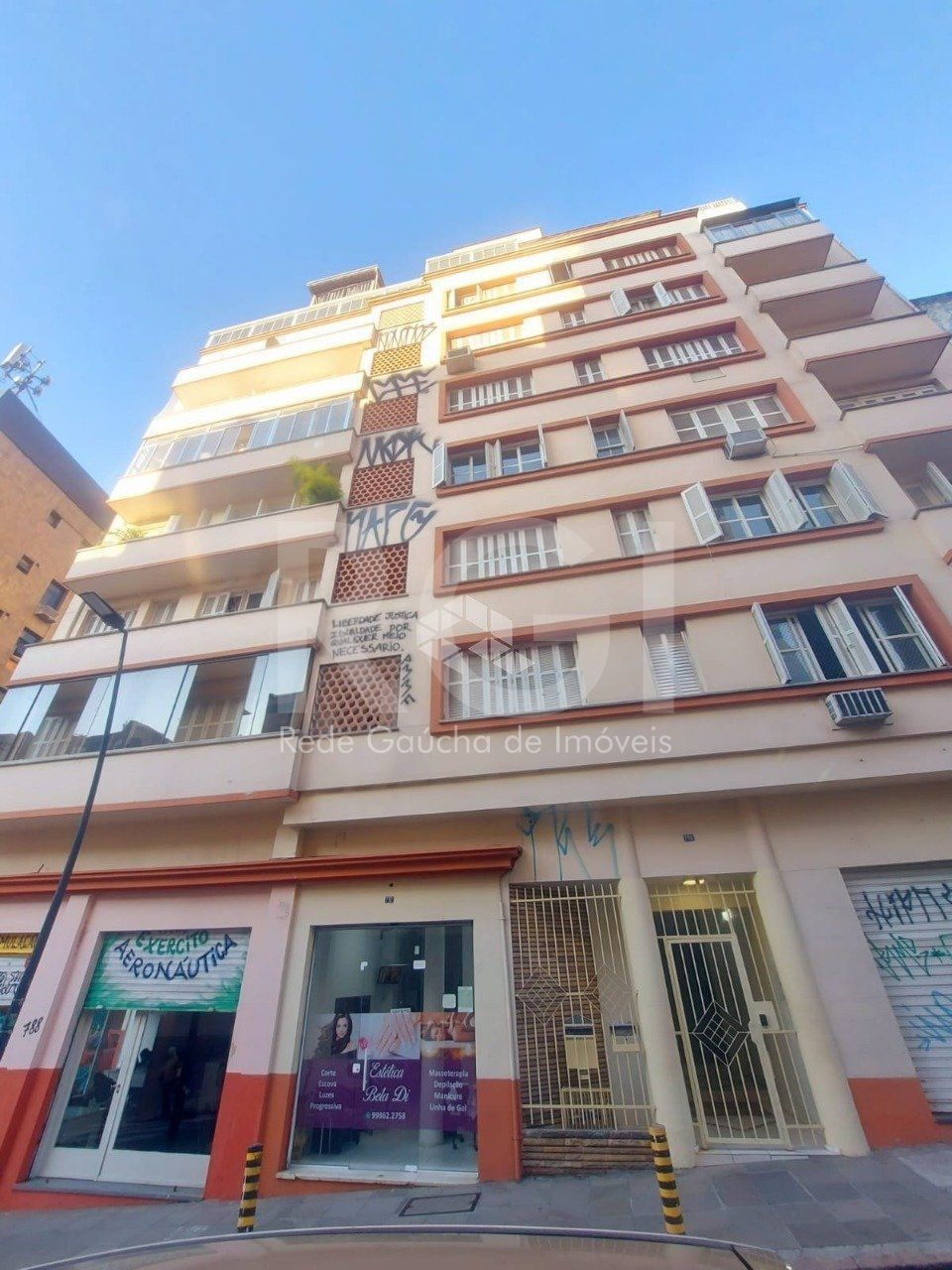 Kitnet com 36m² no bairro Centro Histórico em Porto Alegre para Comprar