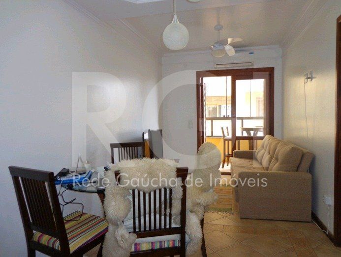 Apartamento com 46m², 1 dormitório no bairro Azenha em Porto Alegre para Comprar