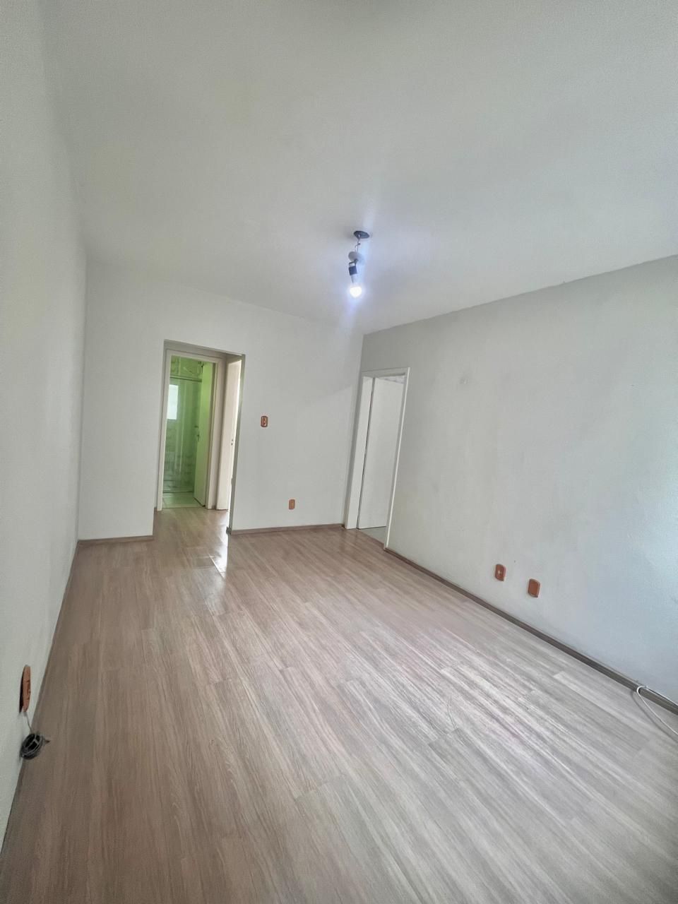 Living Laminado.