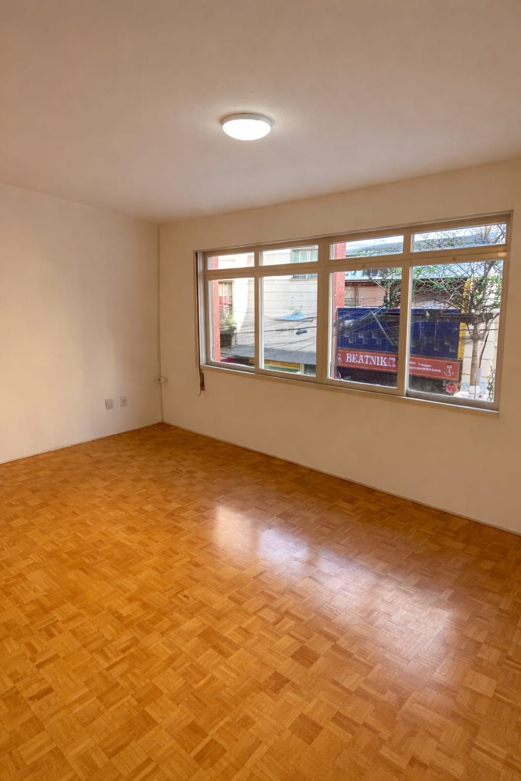 Apartamento com 127m², 3 dormitórios no bairro Centro Histórico em Porto Alegre para Comprar