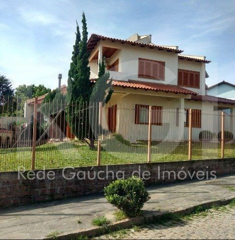 Casa para Venda - 287m², 4 dormitórios, sendo 1 suites, 4 vagas - Partenon